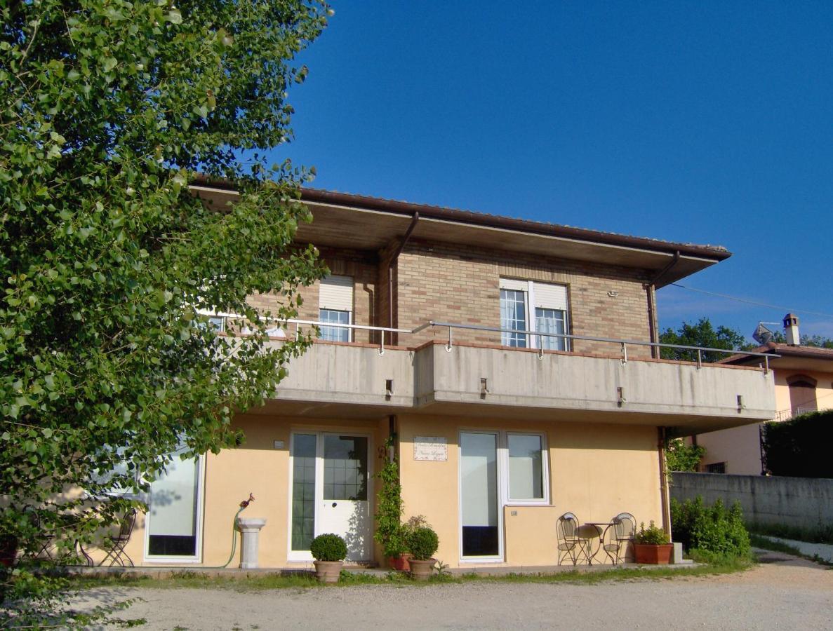 Antica Loggia Hotel Fabriano Exterior foto